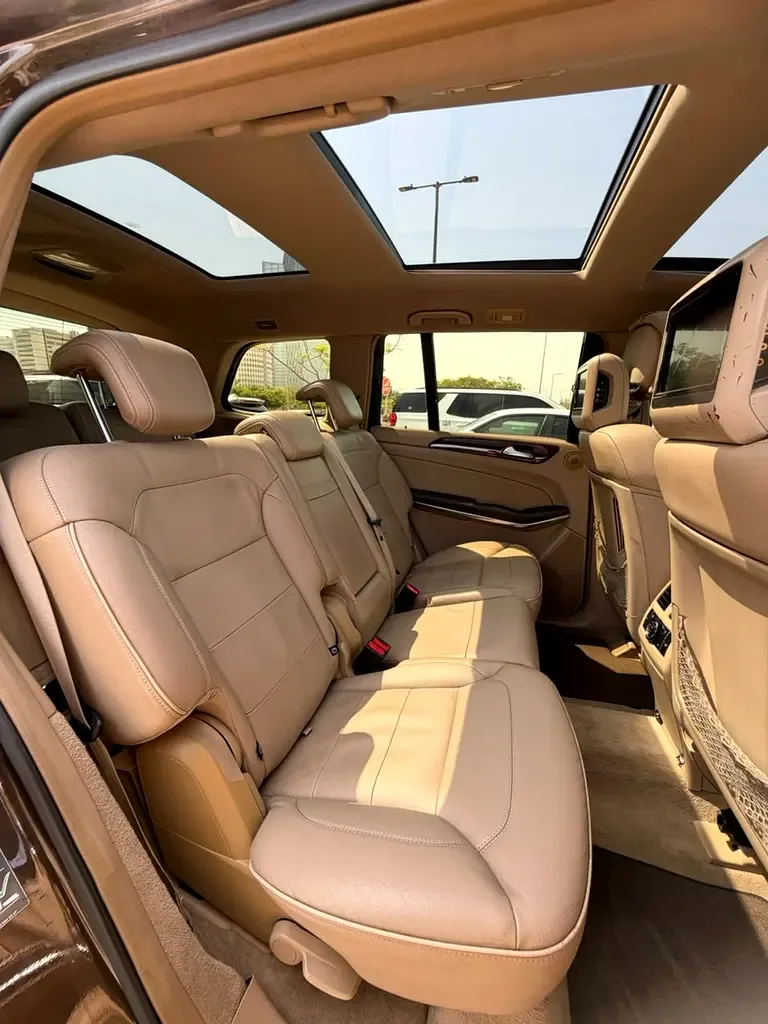 Mercedes-Benz GL-Class GL 500 BlueEfficiency 7G-Tronic Plus 4Matic (435 hp) - 19