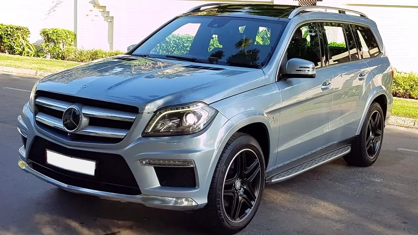 Mercedes-Benz GL-Class GL 500 BlueEfficiency 7G-Tronic Plus 4Matic (435 حصان) - 3