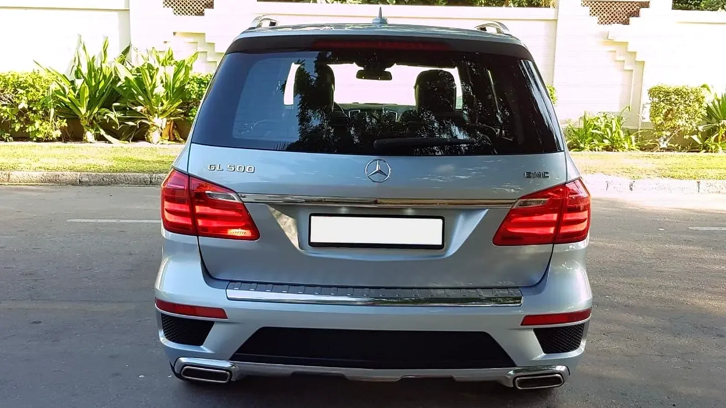 Mercedes-Benz GL-Class GL 500 BlueEfficiency 7G-Tronic Plus 4Matic (435 حصان) - 19