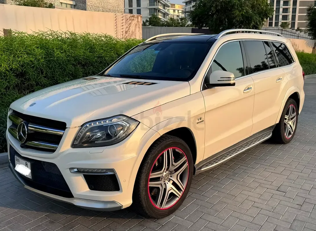 Mercedes-Benz GL-Class GL 63 AMG Speedshift Plus 7G-Tronic 4Matic (557 حصان)