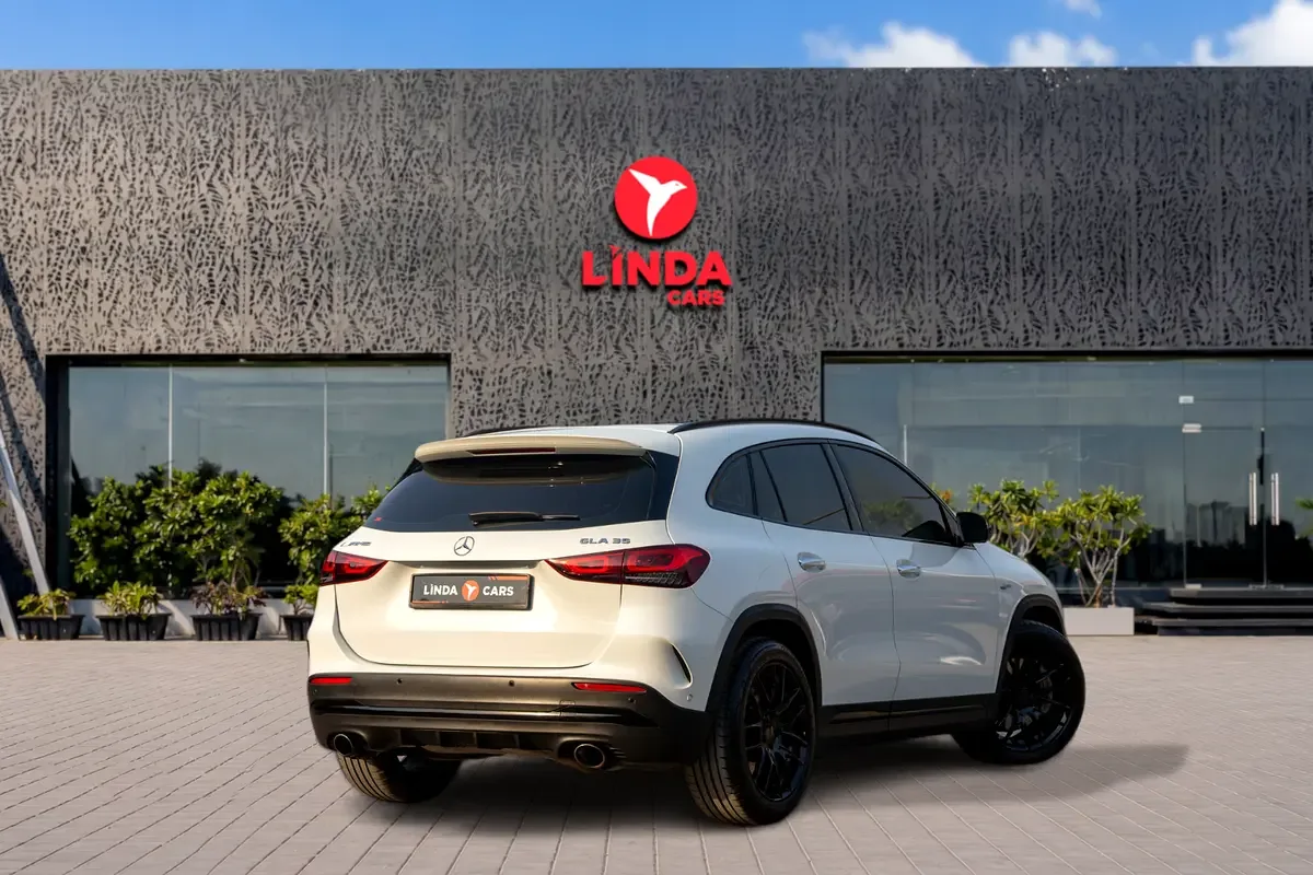 Mercedes-Benz GLA 2.0 (224 hp) gasoline, robot, Four-wheel drive (4WD) - 6