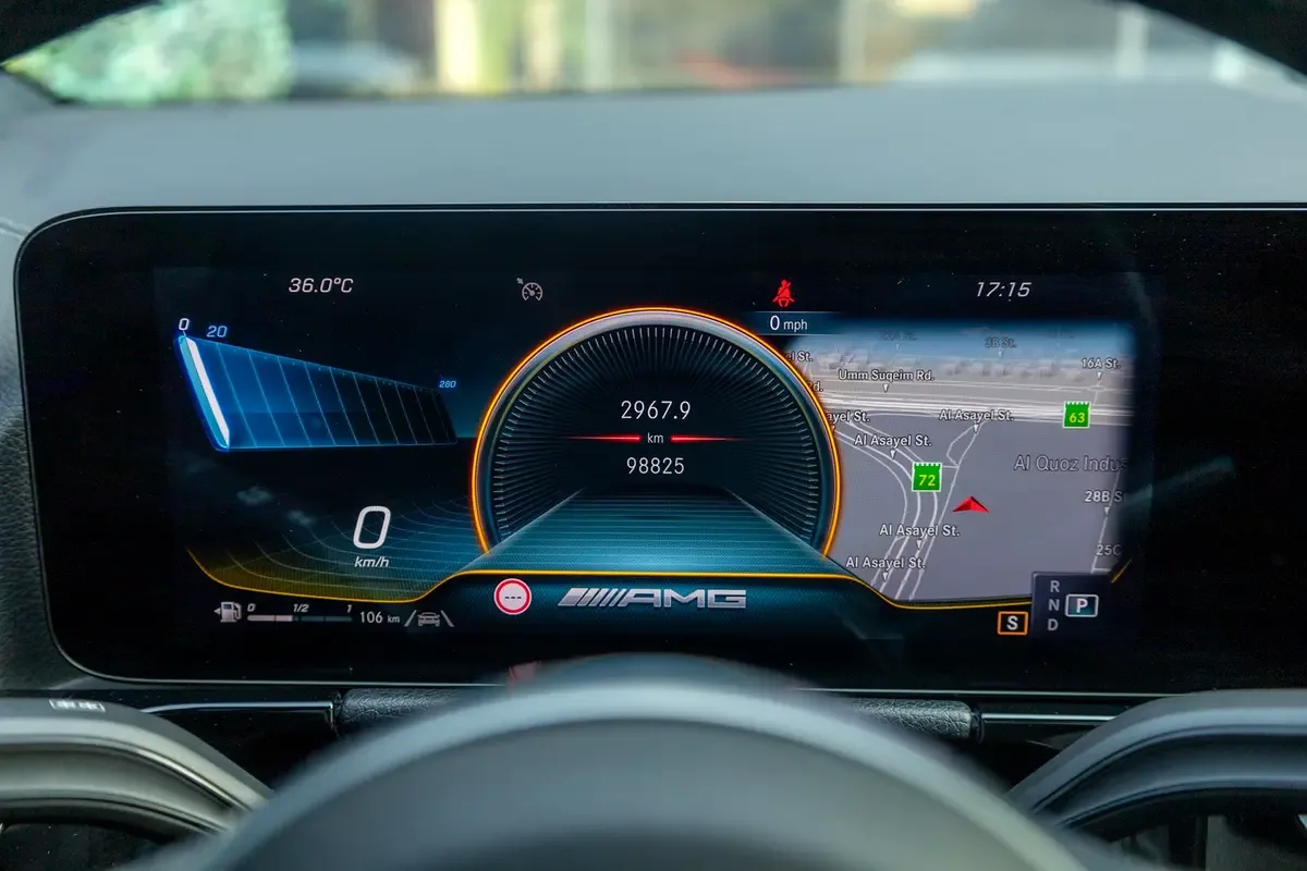 Mercedes-Benz GLA 2.0 (224 hp) gasoline, robot, Four-wheel drive (4WD) - 16