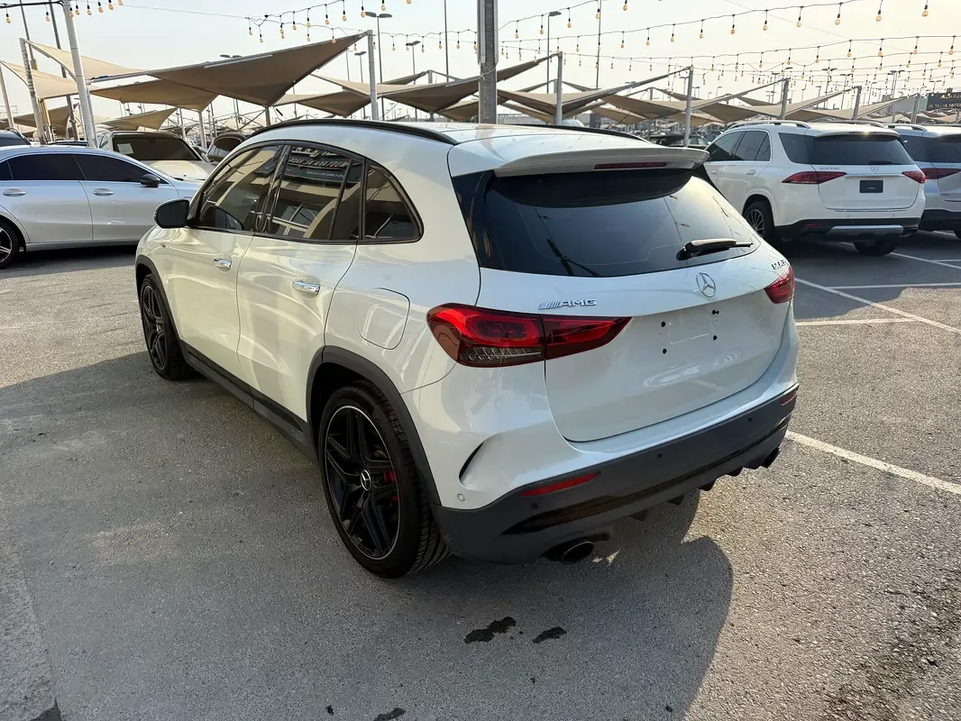 Mercedes-Benz GLA 2.0 (224 hp) gasoline, robot, Four-wheel drive (4WD) - 2