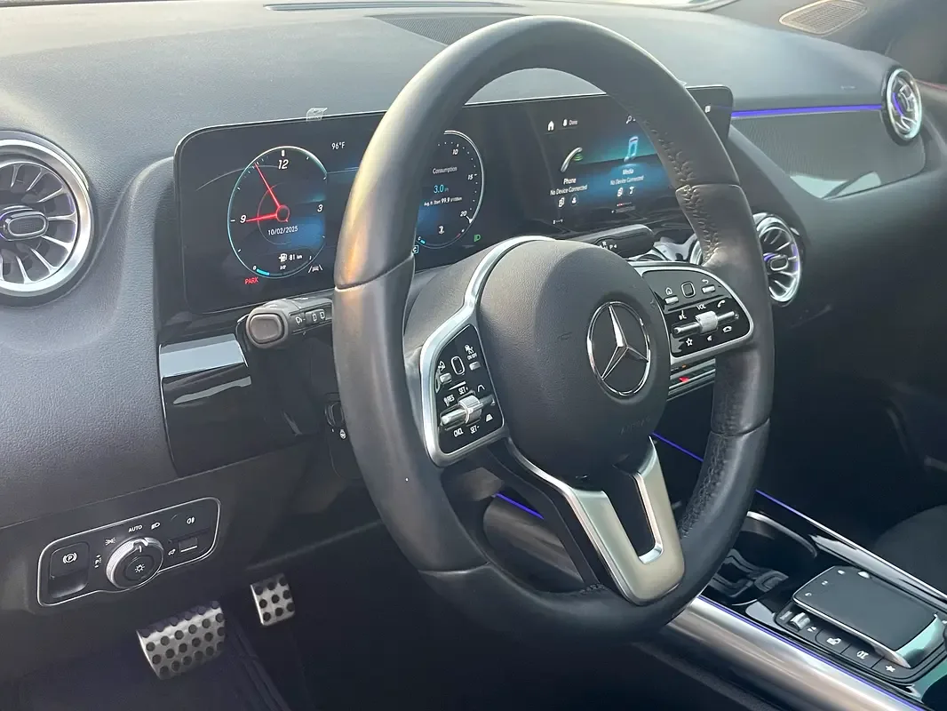 Mercedes-Benz GLA 2.0 (224 hp) gasoline, robot, Four-wheel drive (4WD) - 10