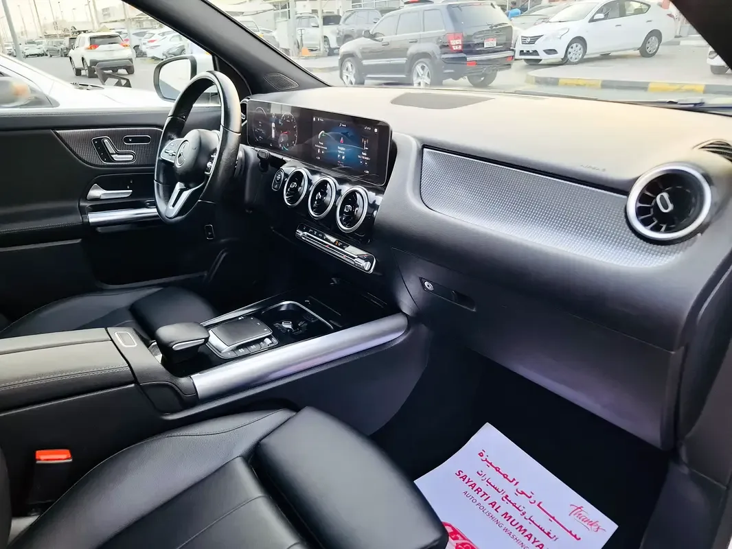 Mercedes-Benz GLA 2.0 (224 hp) gasoline, robot, Four-wheel drive (4WD) - 8