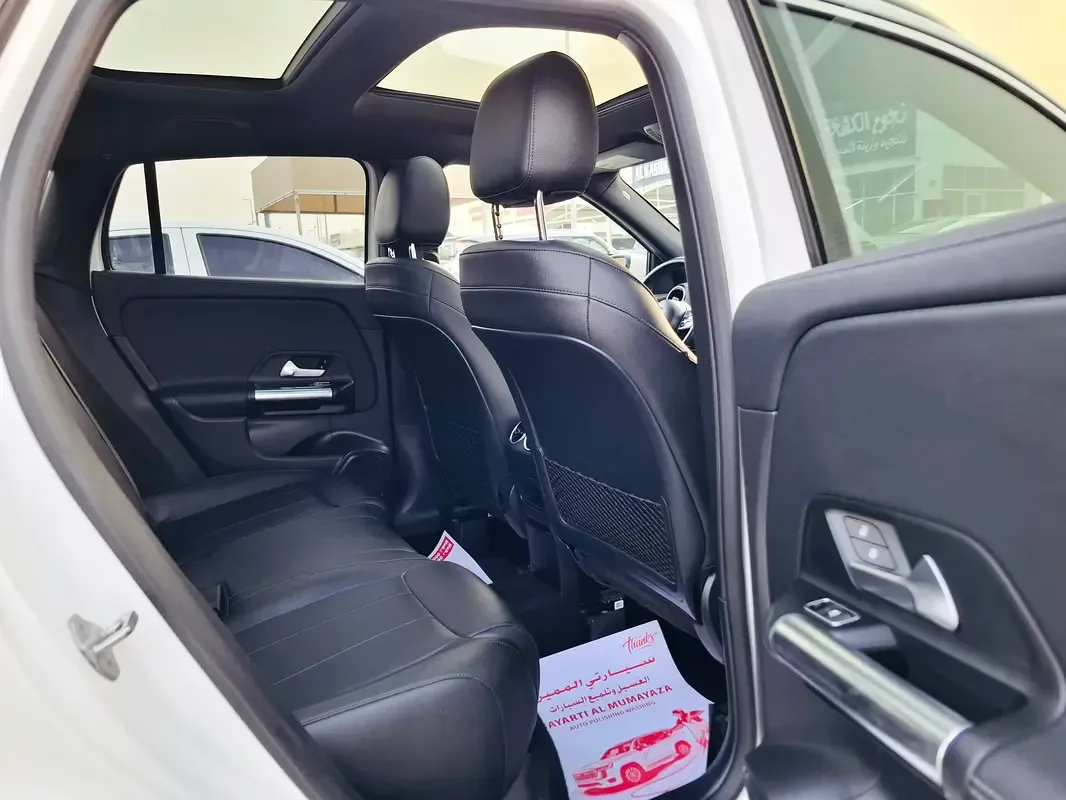 Mercedes-Benz GLA 2.0 (224 hp) gasoline, robot, Four-wheel drive (4WD) - 7