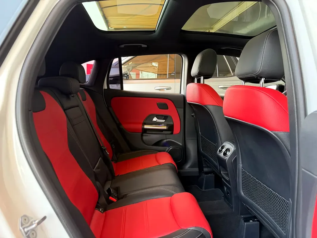Mercedes-Benz GLA 2.0 (224 حصان) بنزين, robot, Four-wheel drive (4WD) - 20