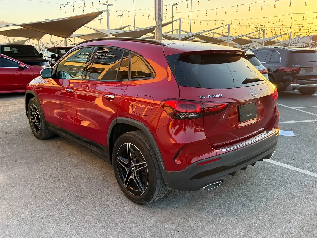 Mercedes-Benz GLA 2.0 AMT 4WD (224 hp) - 5