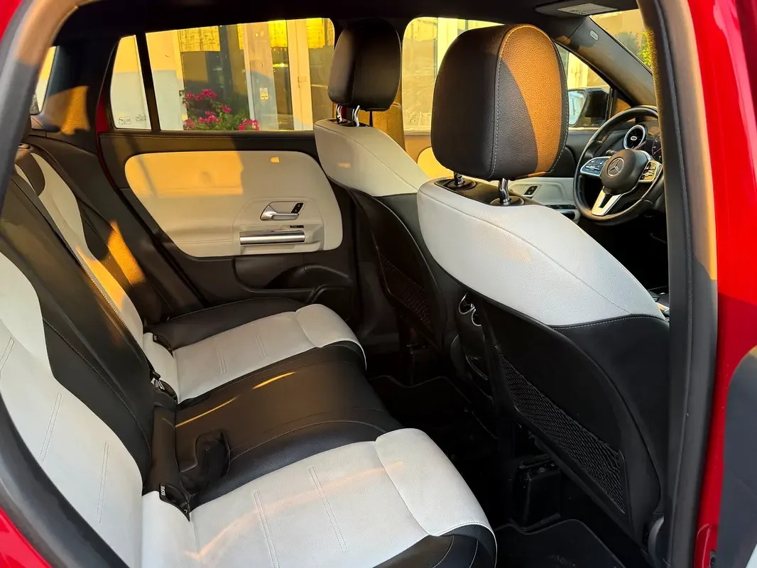 Mercedes-Benz GLA 2.0 AMT 4WD (224 hp) - 9