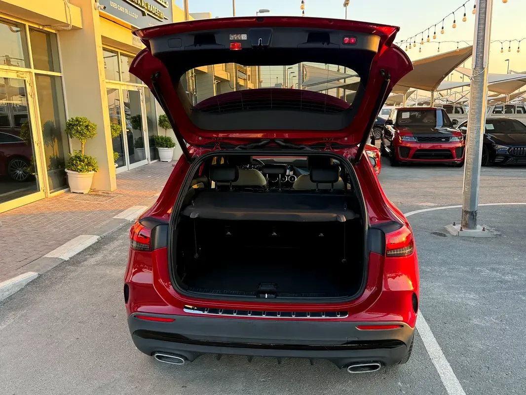 Mercedes-Benz GLA 2.0 AMT 4WD (224 hp) - 12