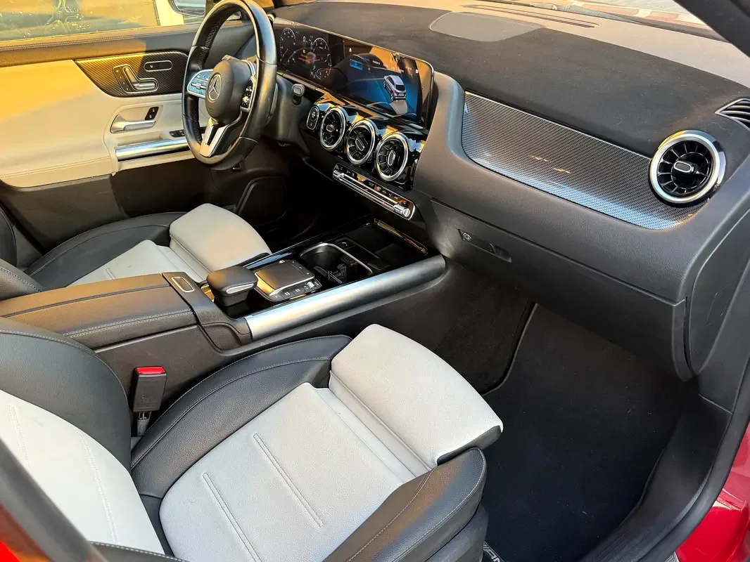 Mercedes-Benz GLA 2.0 AMT 4WD (224 hp) - 10