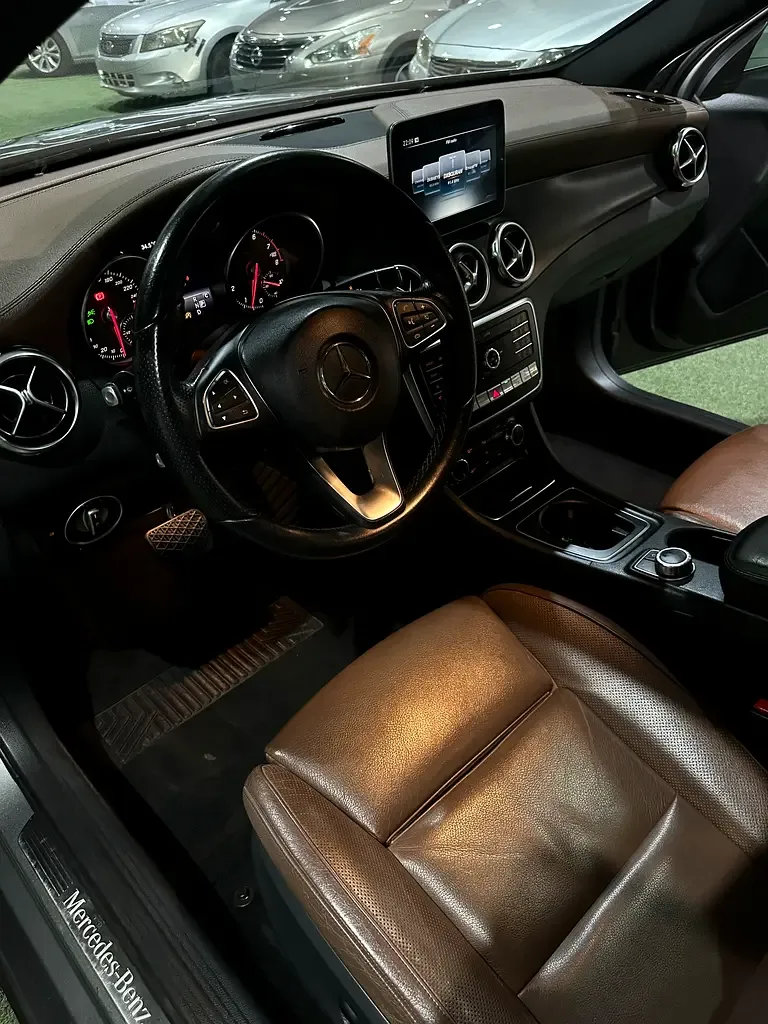 Mercedes-Benz GLA 250 7G-DCT (211 hp) - 8