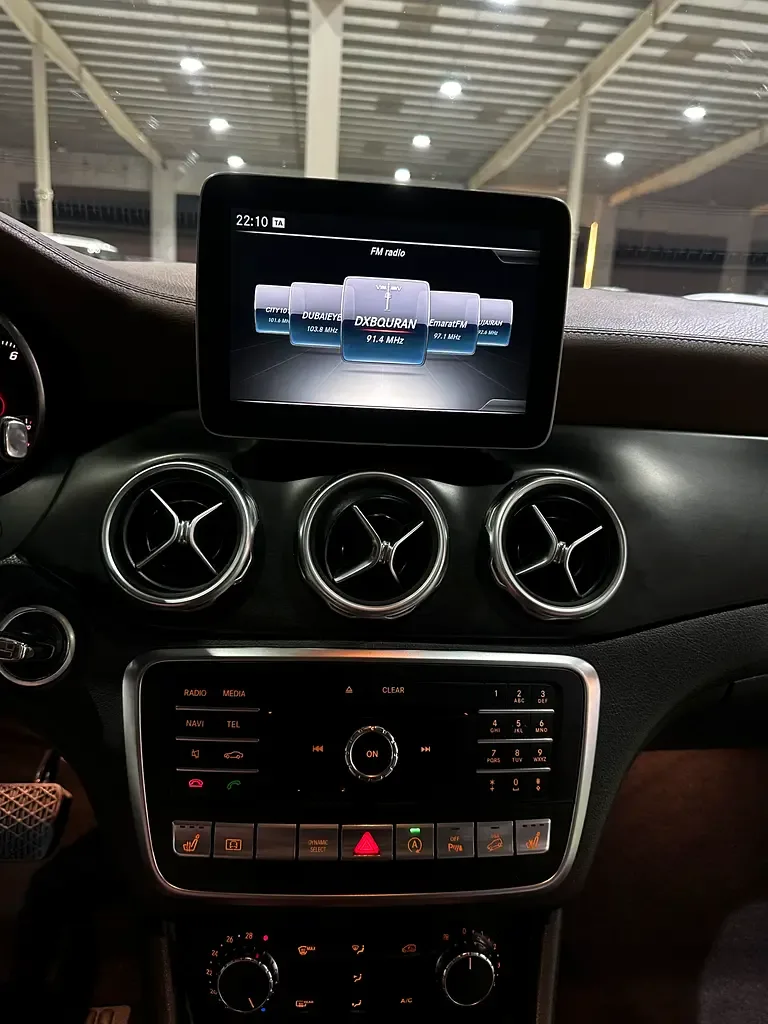 Mercedes-Benz GLA 250 7G-DCT (211 hp) - 14