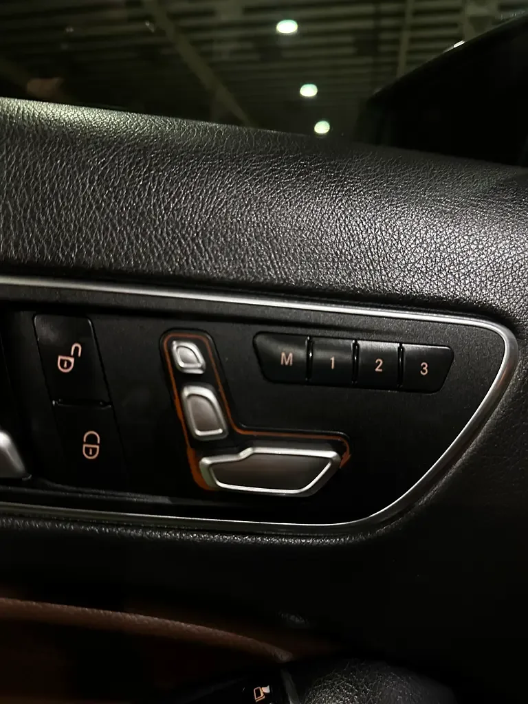 Mercedes-Benz GLA 250 7G-DCT (211 hp) - 17