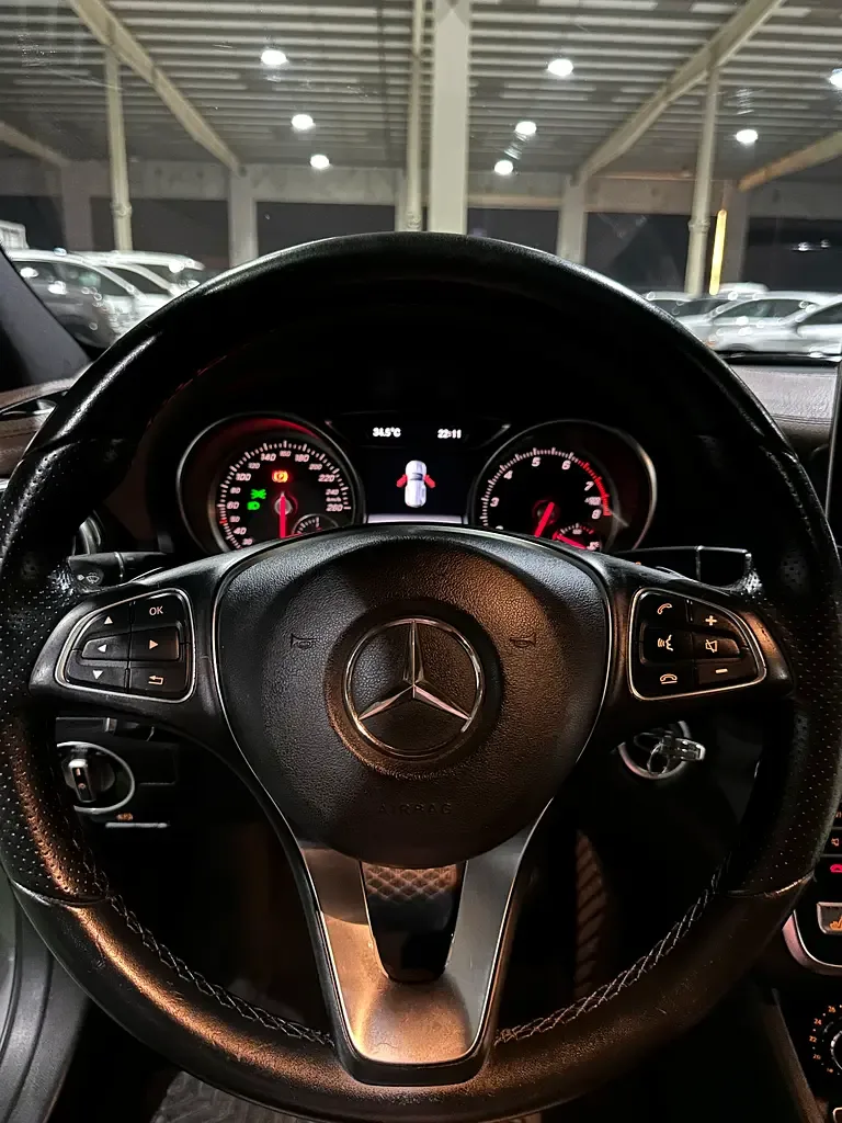 Mercedes-Benz GLA 250 7G-DCT (211 hp) - 16