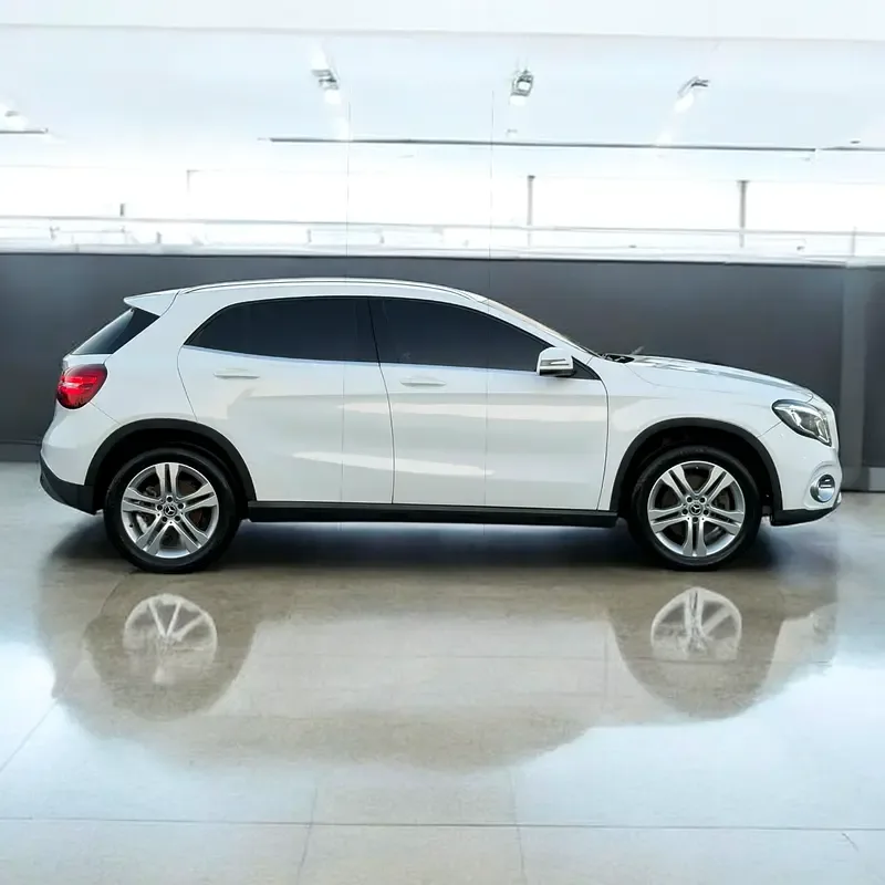 Mercedes-Benz GLA 250 7G-DCT (211 hp) - 4