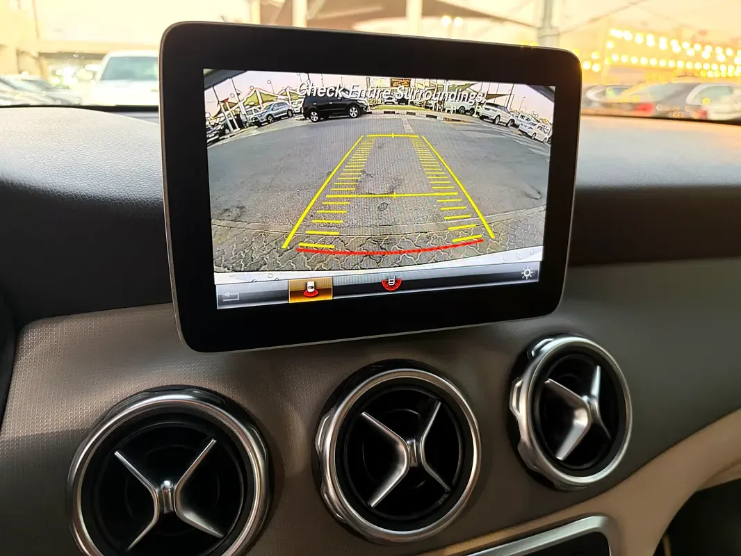 Mercedes-Benz GLA 250 7G-DCT (211 hp) - 13
