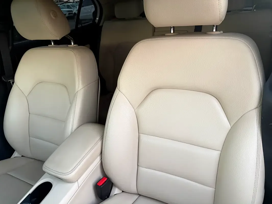 Mercedes-Benz GLA 250 7G-DCT (211 hp) - 18