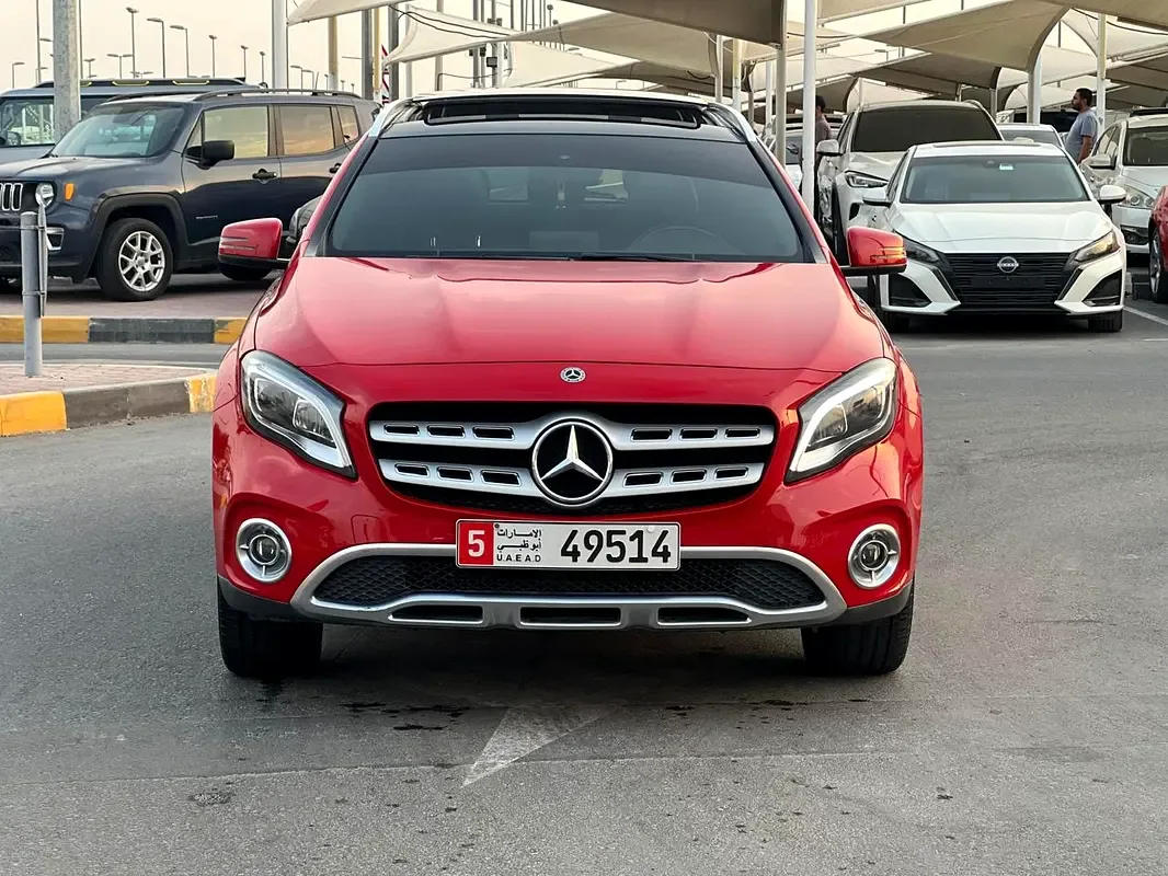 Mercedes-Benz GLA 250 7G-DCT (211 hp)