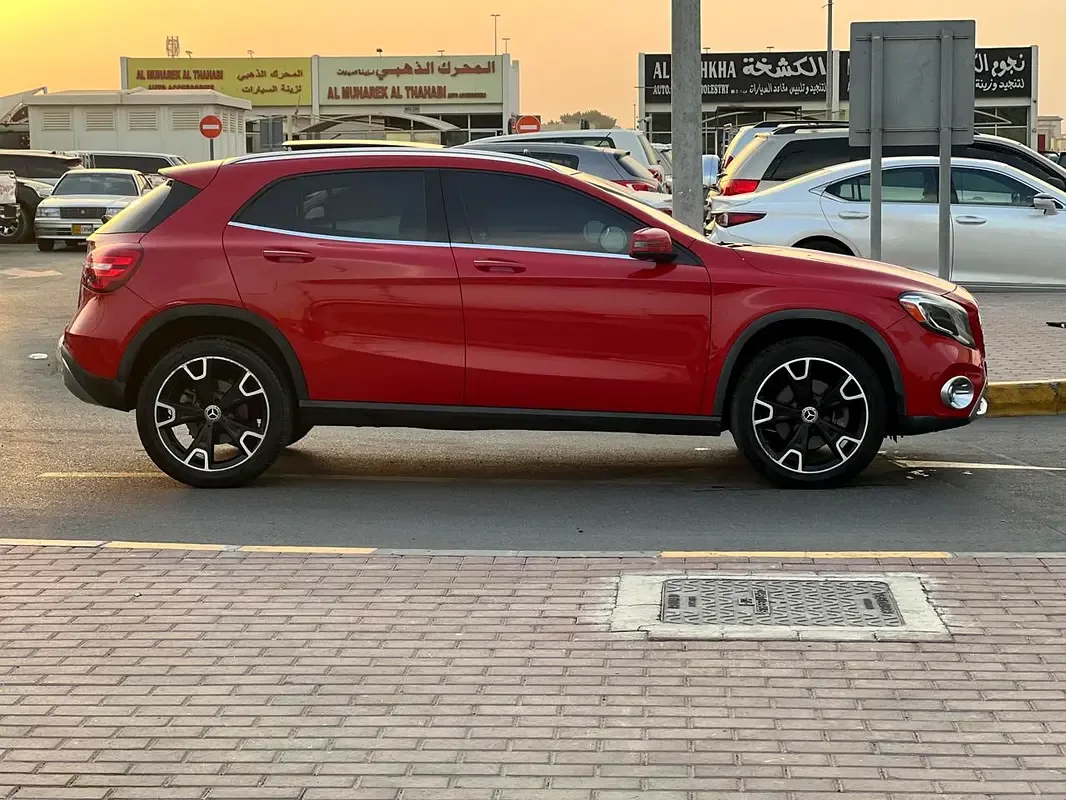 Mercedes-Benz GLA 250 7G-DCT (211 حصان) - 6