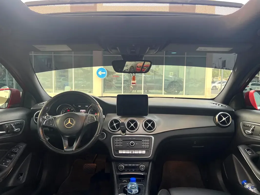 Mercedes-Benz GLA 250 7G-DCT (211 حصان) - 12