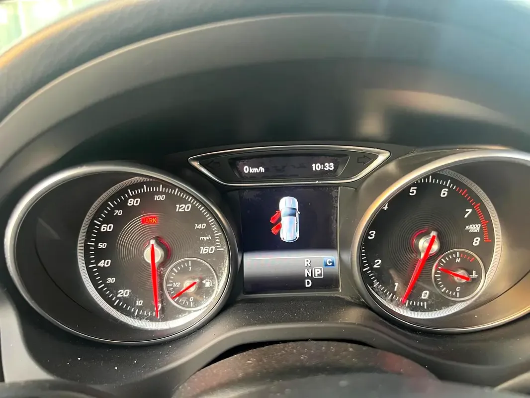 Mercedes-Benz GLA 250 7G-DCT (211 حصان) - 19