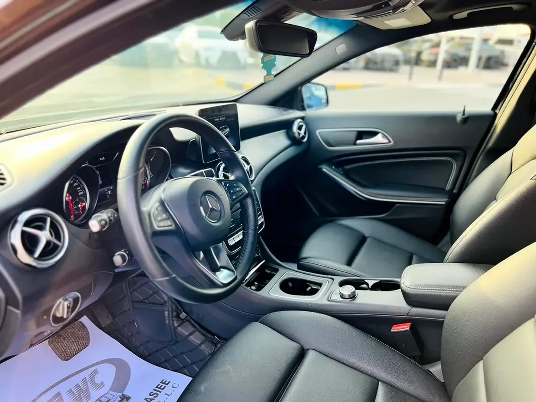 Mercedes-Benz GLA 250 7G-DCT (211 hp) - 4
