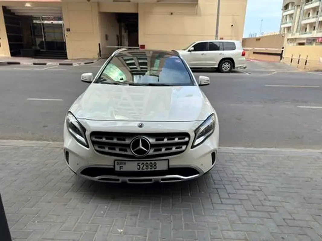 Mercedes-Benz GLA 250 7G-DCT 4MATIC (211 hp) - 2