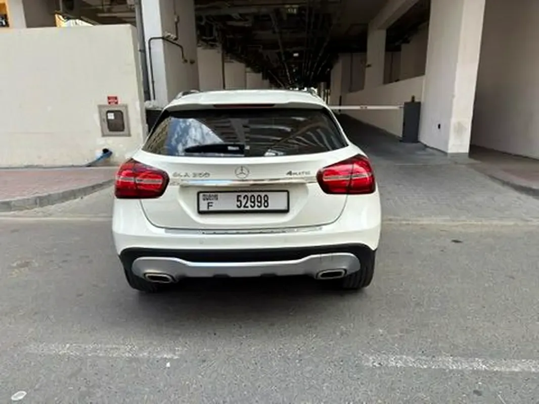 Mercedes-Benz GLA 250 7G-DCT 4MATIC (211 hp) - 6