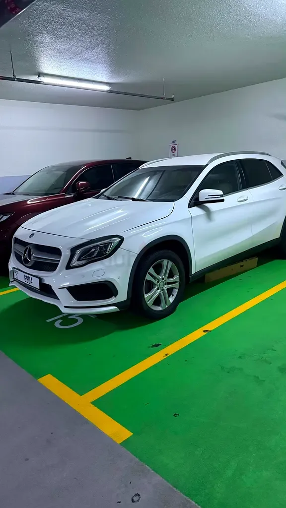 Mercedes-Benz GLA 250 7G-DCT 4MATIC (211 حصان) - 2