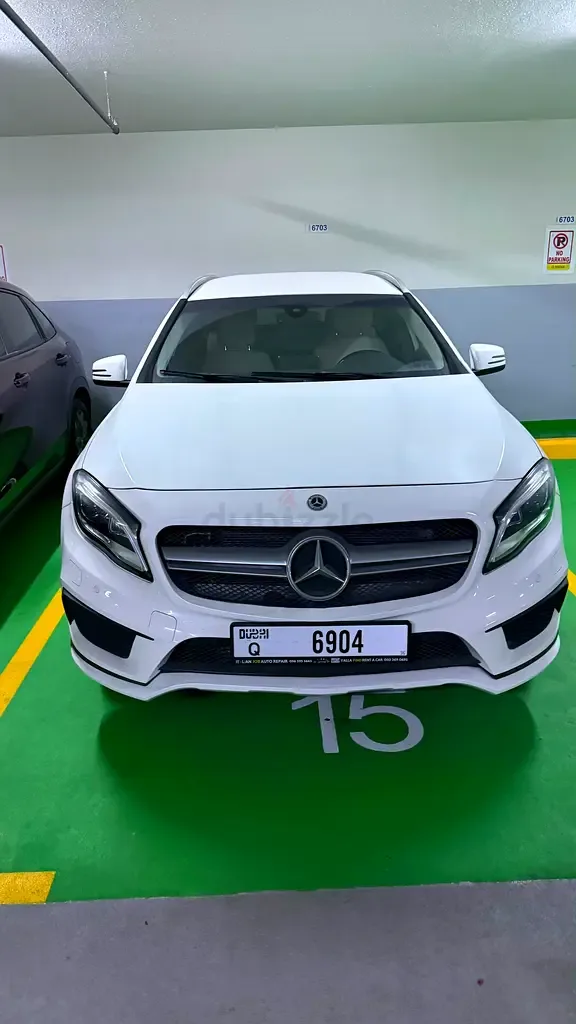 Mercedes-Benz GLA 250 7G-DCT 4MATIC (211 حصان) - 4