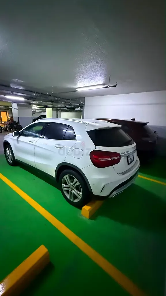 Mercedes-Benz GLA 250 7G-DCT 4MATIC (211 حصان) - 5