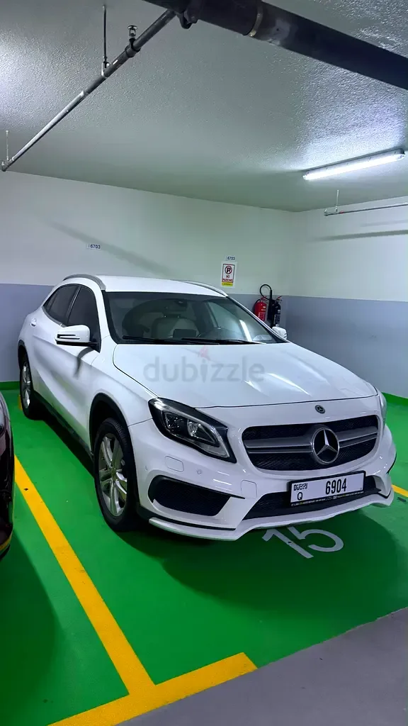 Mercedes-Benz GLA 250 7G-DCT 4MATIC (211 حصان) - 7