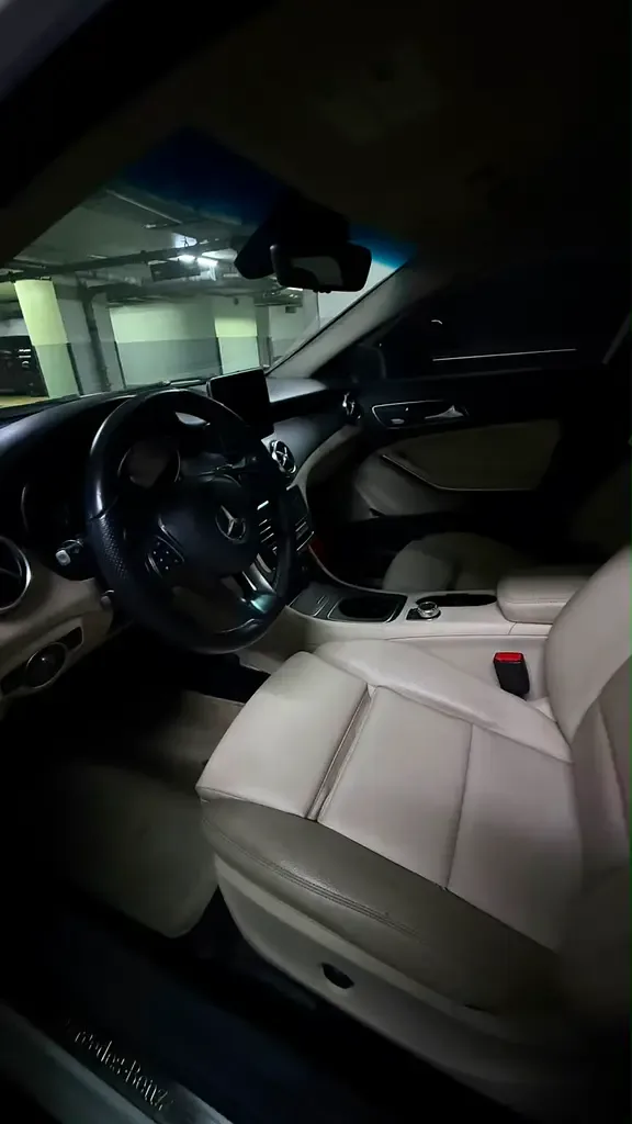 Mercedes-Benz GLA 250 7G-DCT 4MATIC (211 حصان) - 11
