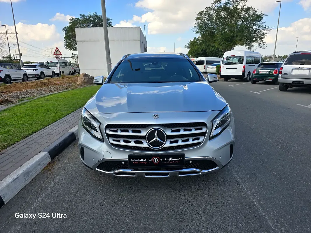 Mercedes-Benz GLA 250 7G-DCT 4MATIC (211 حصان) - 4