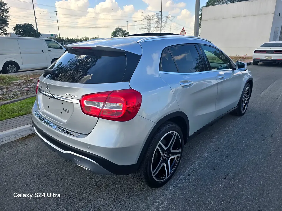 Mercedes-Benz GLA 250 7G-DCT 4MATIC (211 حصان) - 5