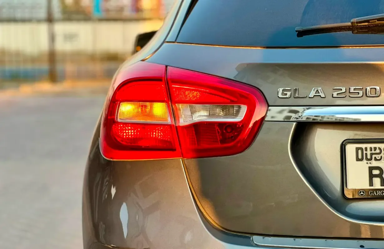 Mercedes-Benz GLA 250 7G-DCT 4MATIC (211 hp) - 16