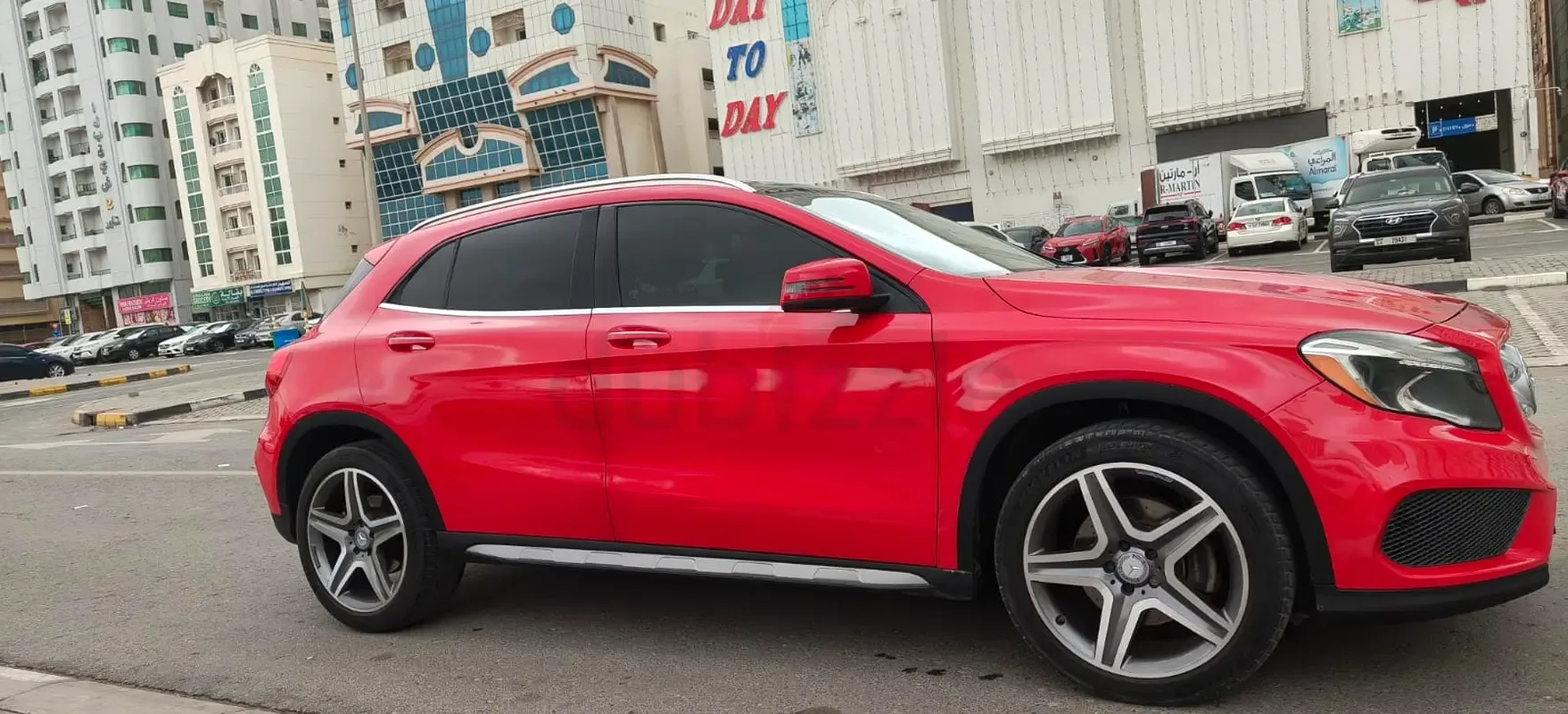 Mercedes-Benz GLA GLA 250 7G-DCT (211 حصان) - 4