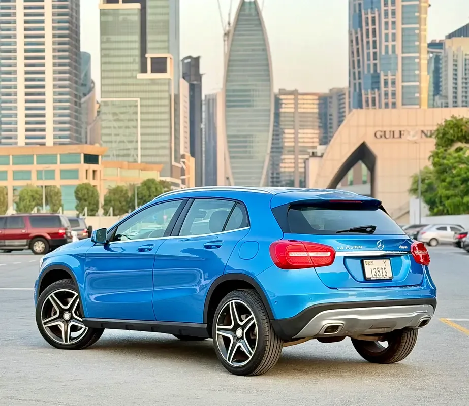 Mercedes-Benz GLA GLA 250 7G-DCT 4Matic (211 hp) - 7