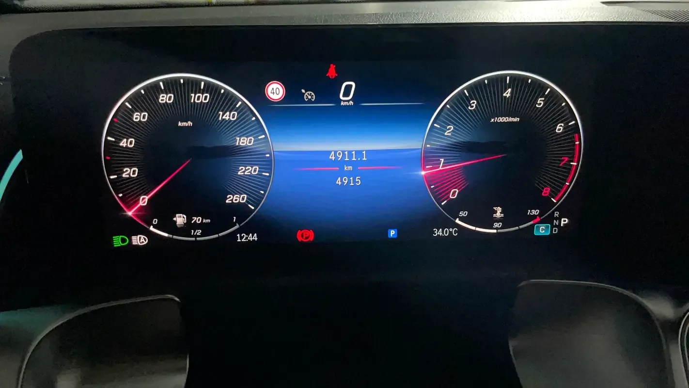 Mercedes-Benz GLB 1.3 AMT (136 حصان) - 9