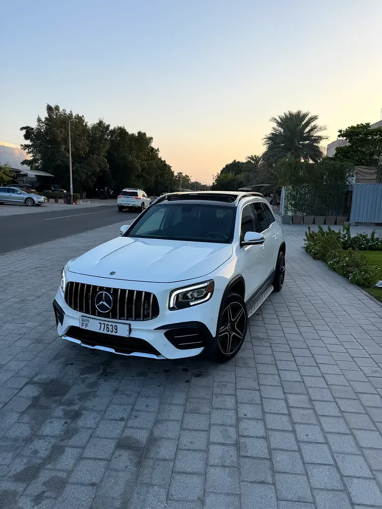 Mercedes-Benz GLB 2.0 AMT (224 حصان) - 3