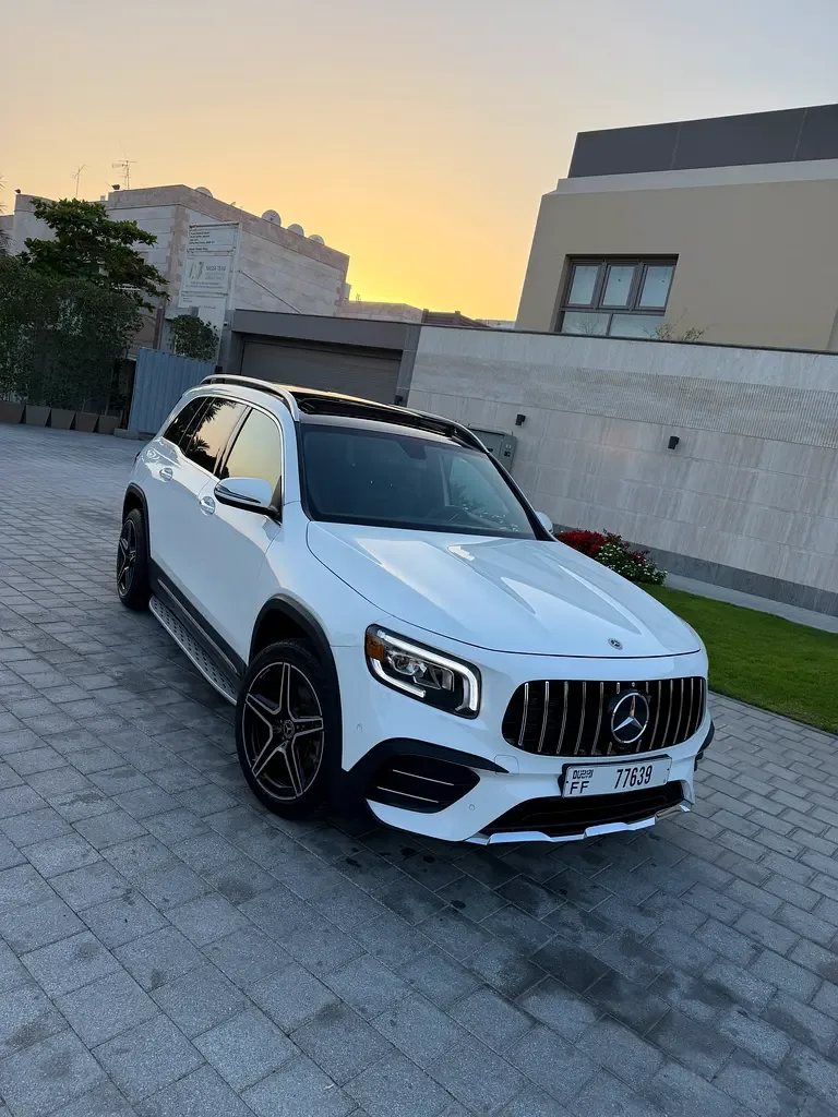 Mercedes-Benz GLB 2.0 AMT (224 حصان) - 4
