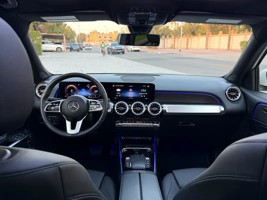 Mercedes-Benz GLB 2.0 AMT (224 حصان) - 13