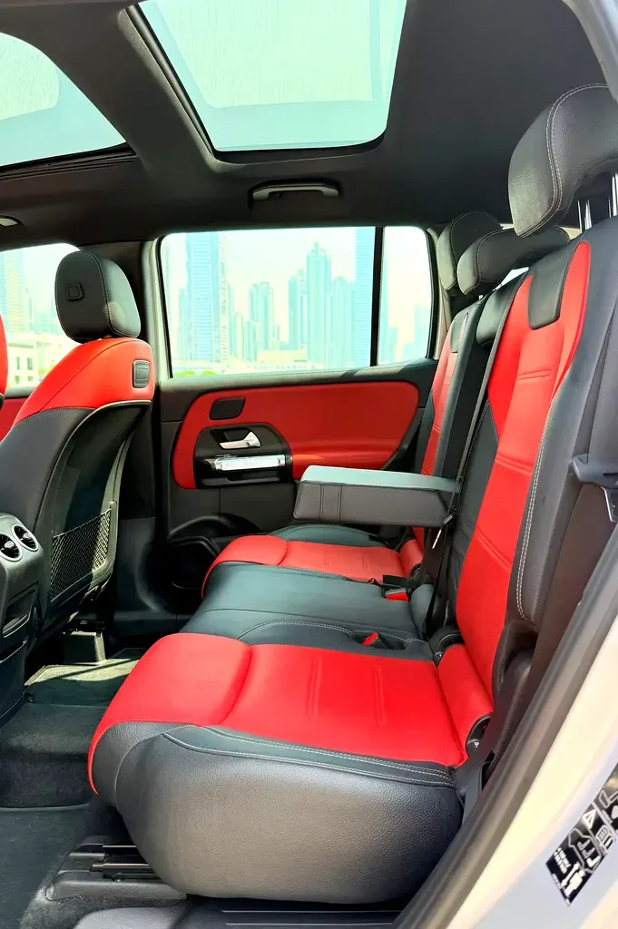 Mercedes-Benz GLB 2.0 AMT (224 حصان) - 12