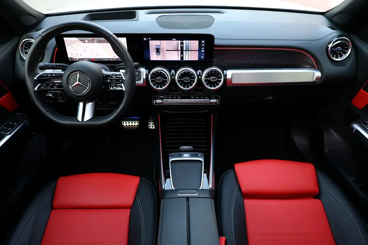 Mercedes-Benz GLB 2.0 AMT 4WD (224 hp) - 12