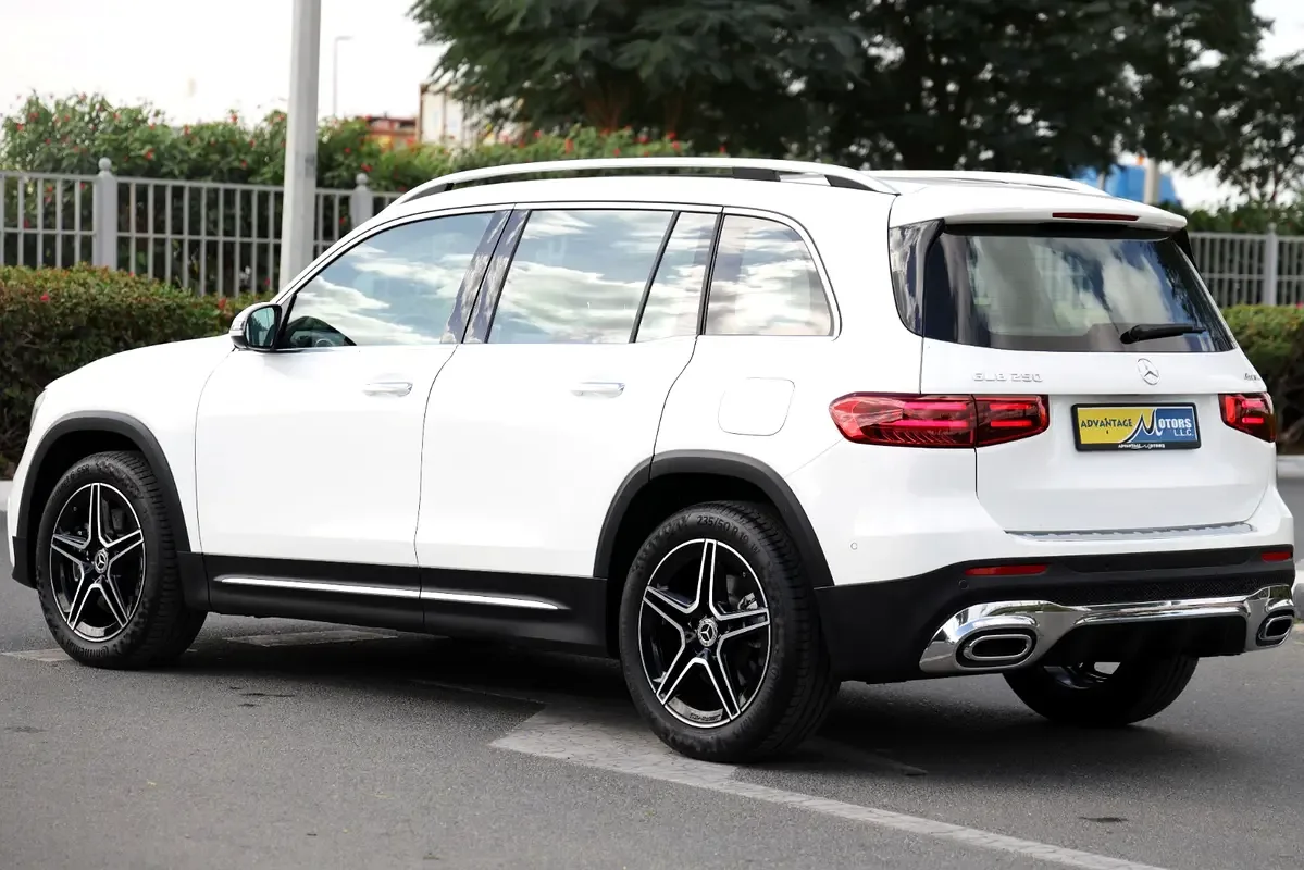 Mercedes-Benz GLB 2.0 AMT 4WD (224 حصان) - 6