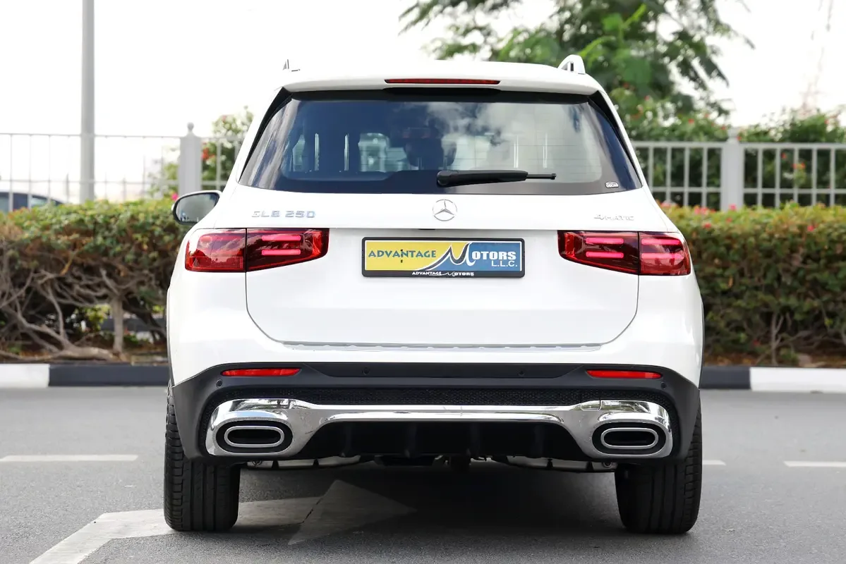 Mercedes-Benz GLB 2.0 AMT 4WD (224 حصان) - 8