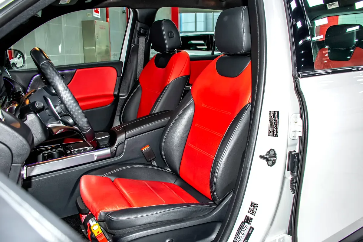 Mercedes-Benz GLB 3.0 (362 HP) twin-turbo V6 engine - 18