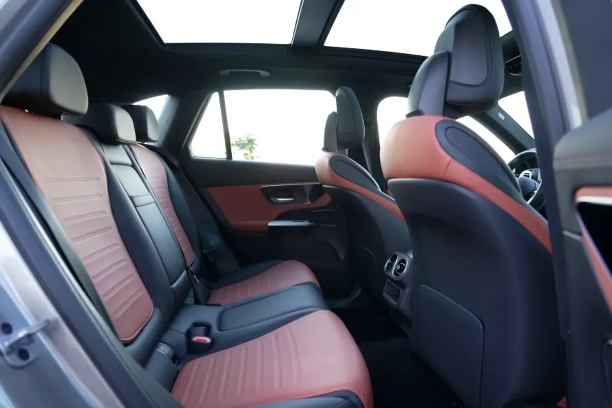 Mercedes-Benz GLC 2.0 AT 4WD (204 حصان) - 11