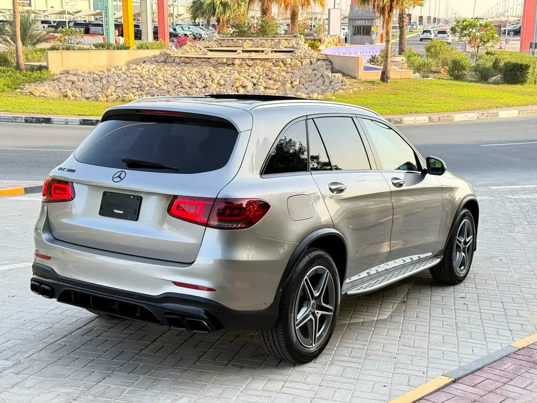Mercedes-Benz GLC 2.0 AT 4WD (249 حصان) - 4